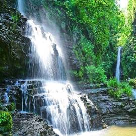 آبشار تولی نسا