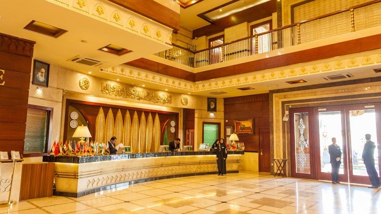 لابی هتل مجلل درویشی مشهد