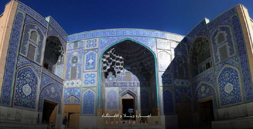 سردر ورودی مسجد شیخ لطف الله